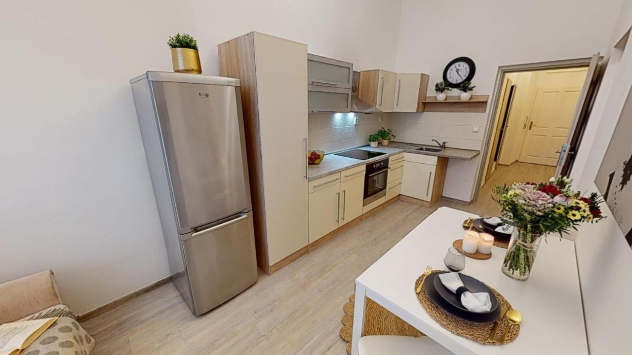 Viaducto De Karlin - Aparment Lejlighed Prag Eksteriør billede